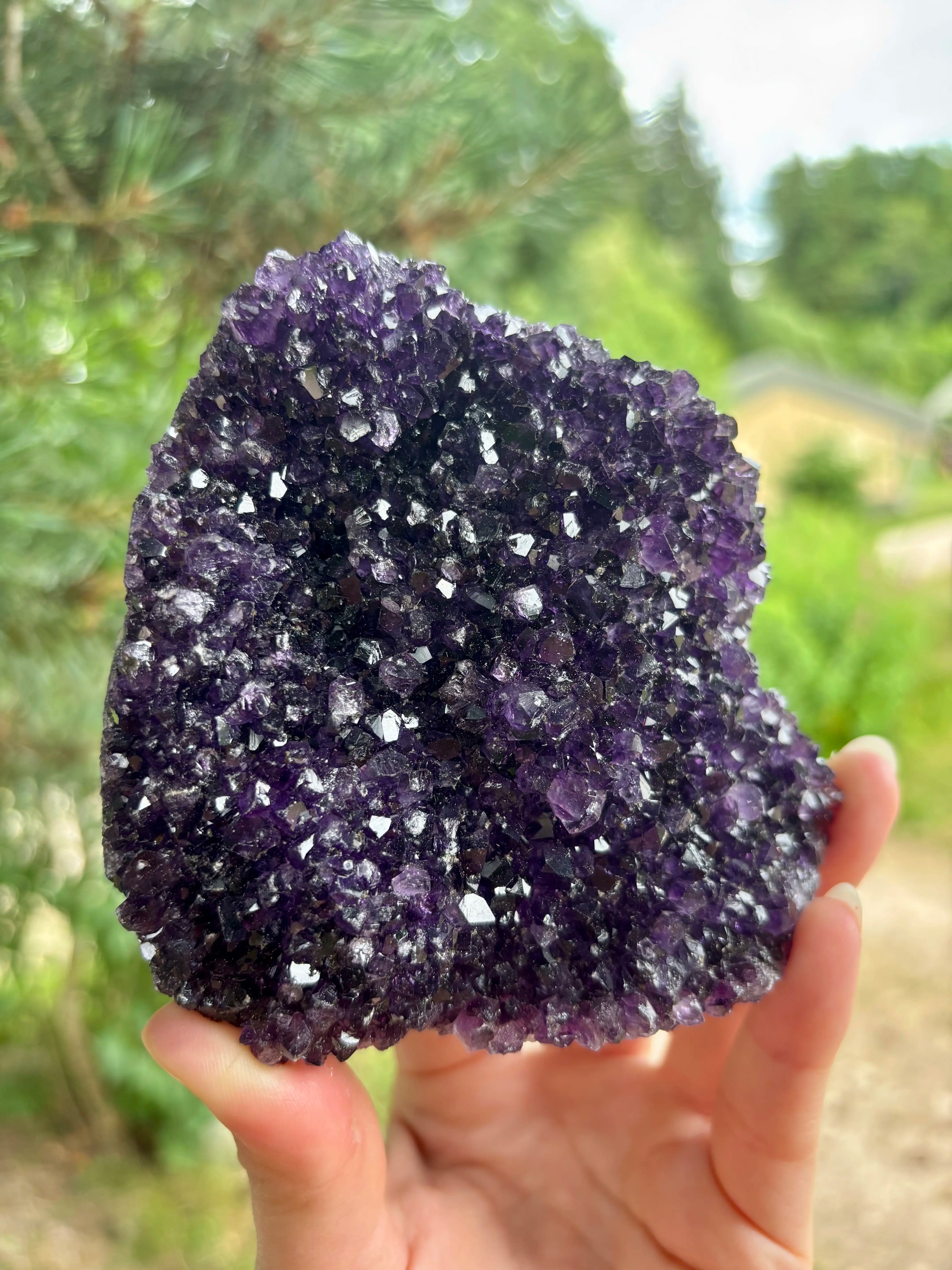 Amethist Cut Base Uruguay