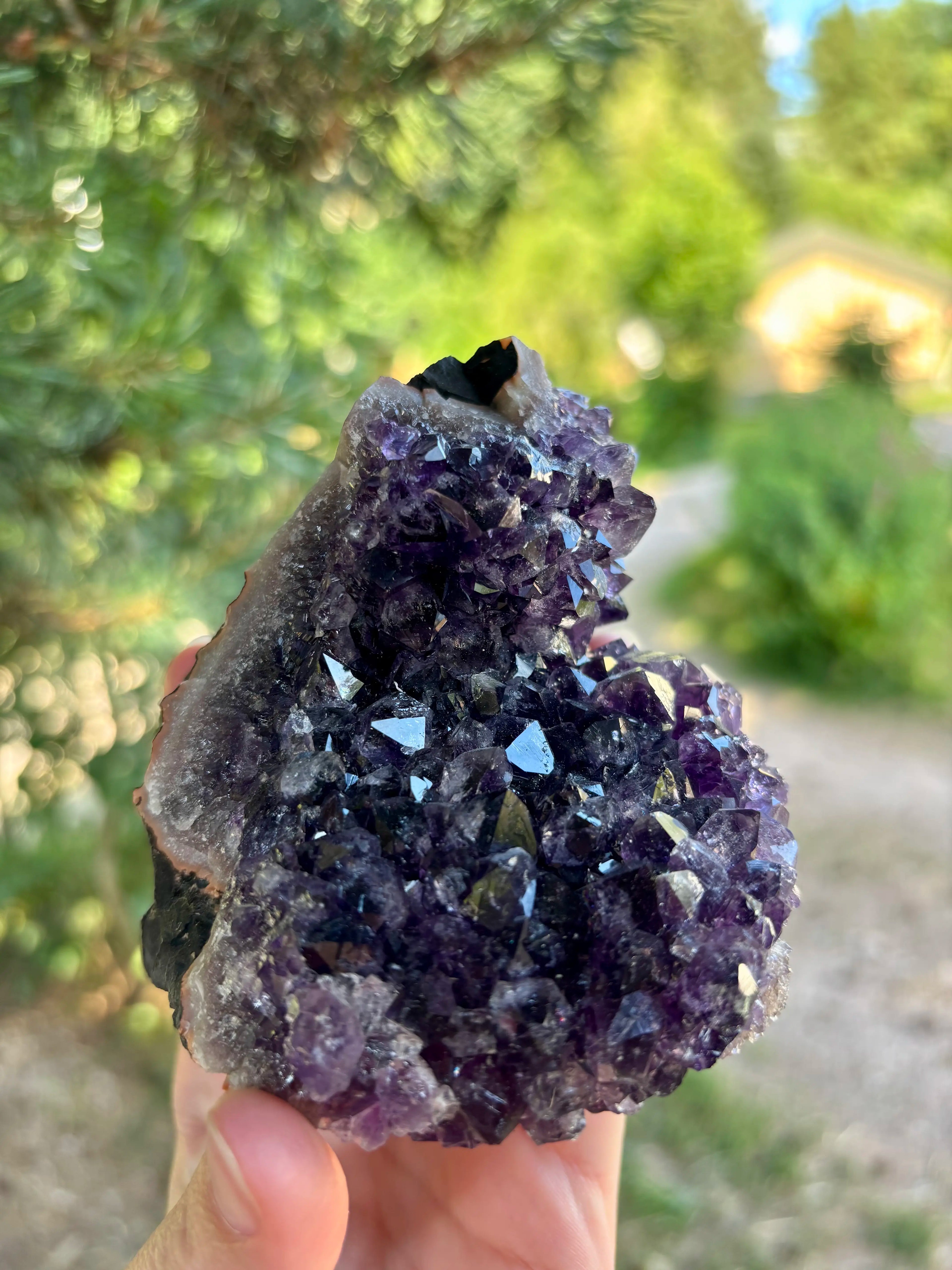 Amethist Cut Base Uruguay