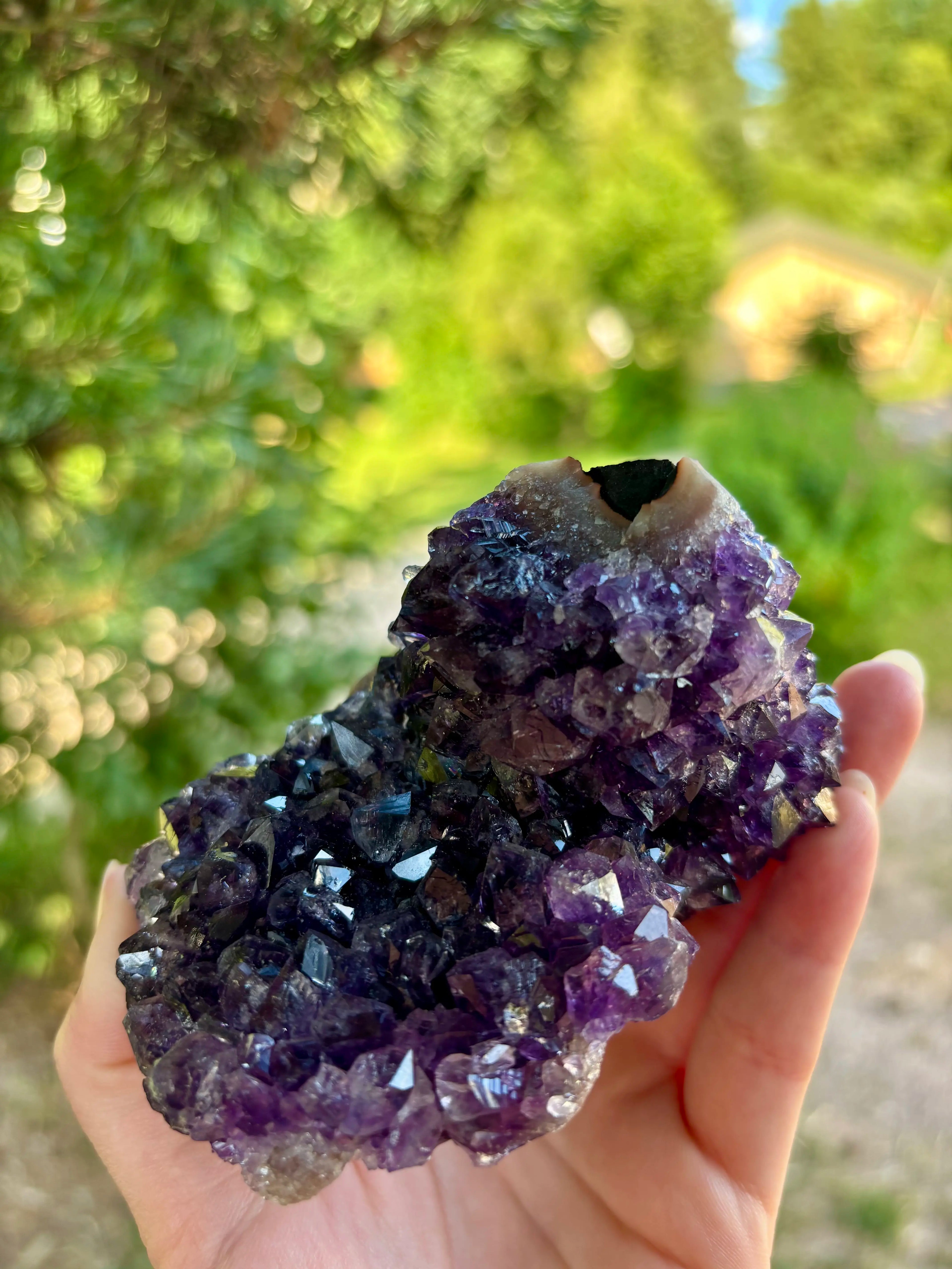 Amethist Cut Base Uruguay