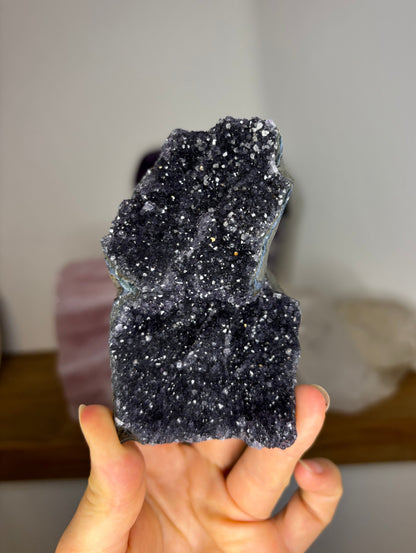 Donkere Amethist cluster uit Brazilië