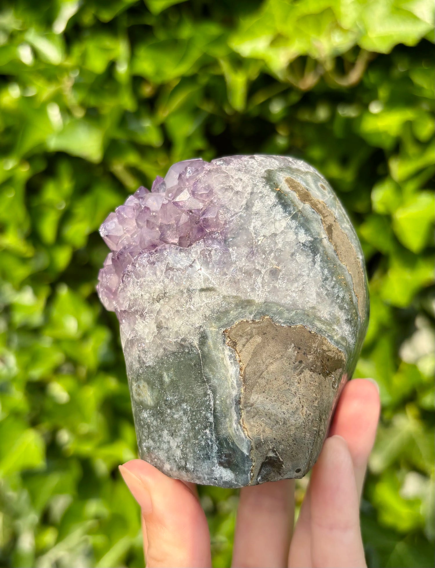 Amethist Cut Base Brazilië