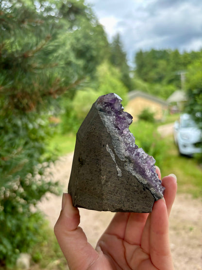 Amethist Cut Base Uruguay