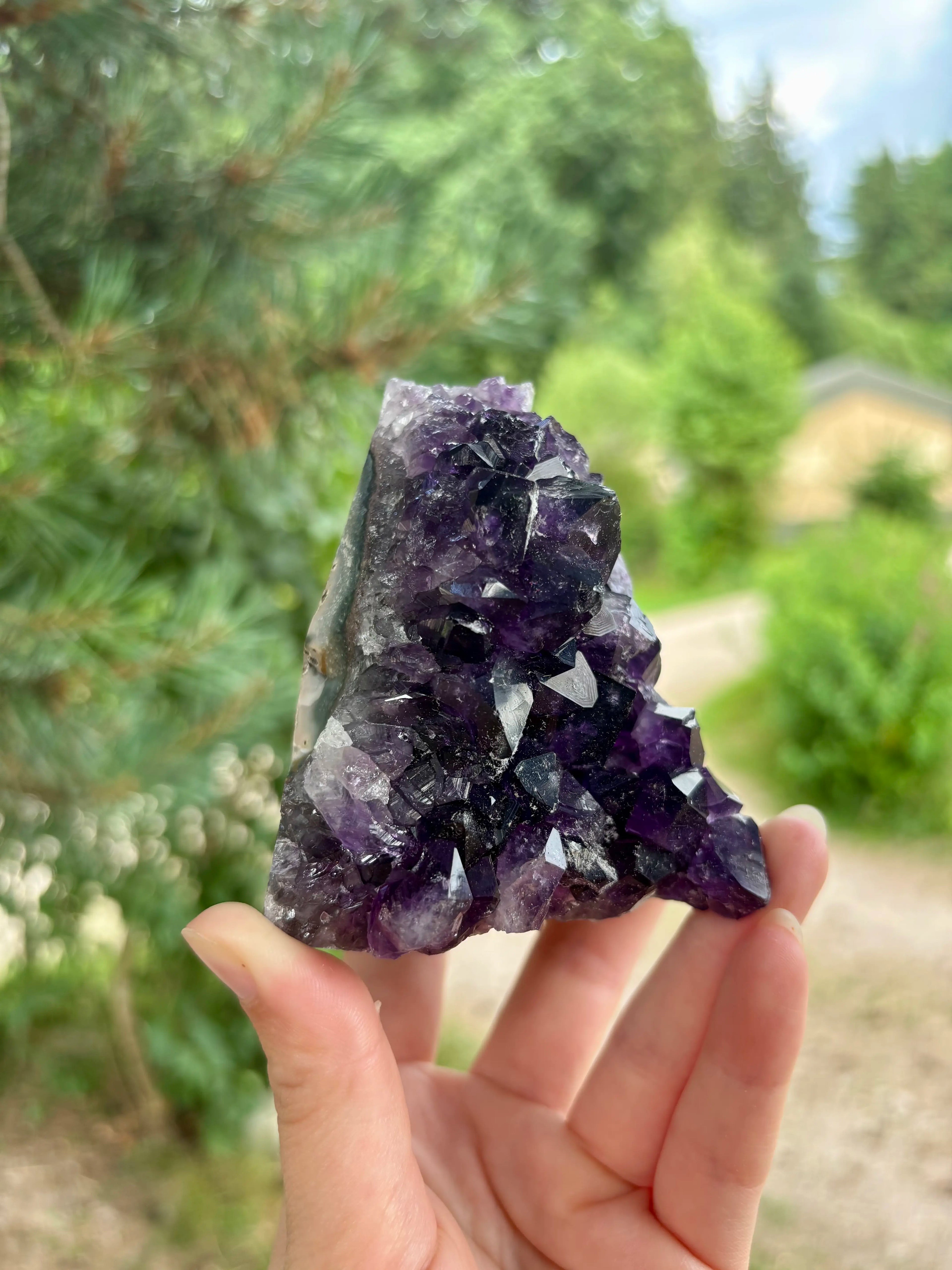 Amethist Cut Base Uruguay