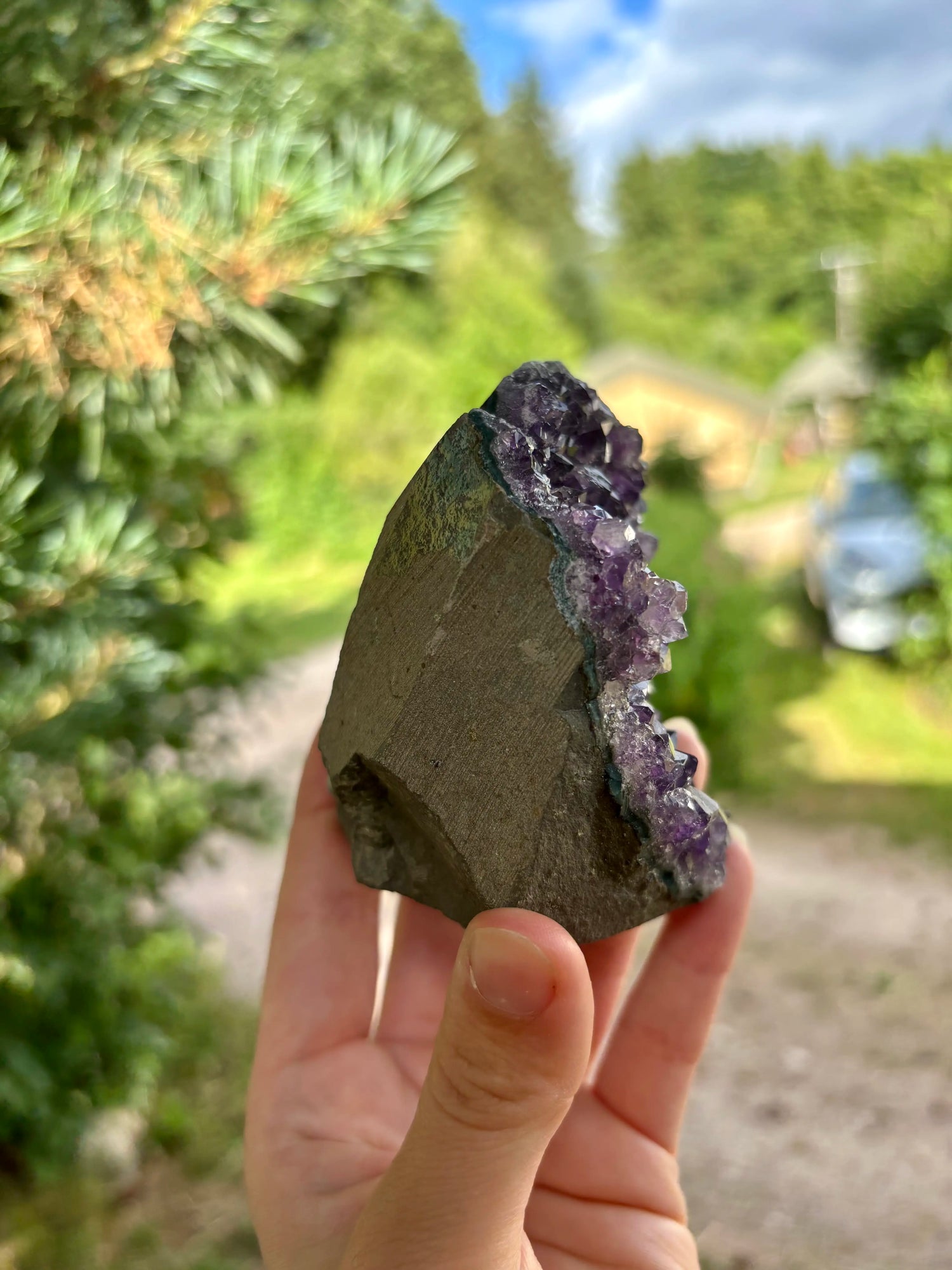 Amethist Cut Base Uruguay