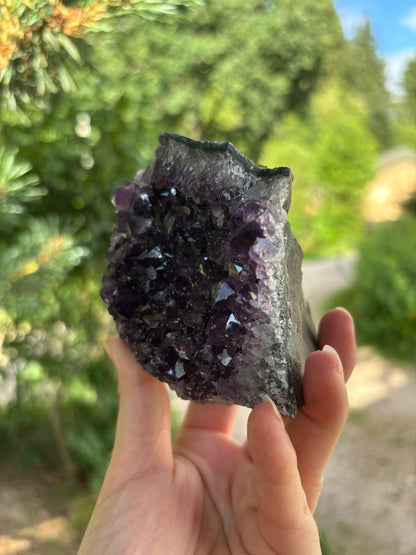 Amethist Cut Base Uruguay