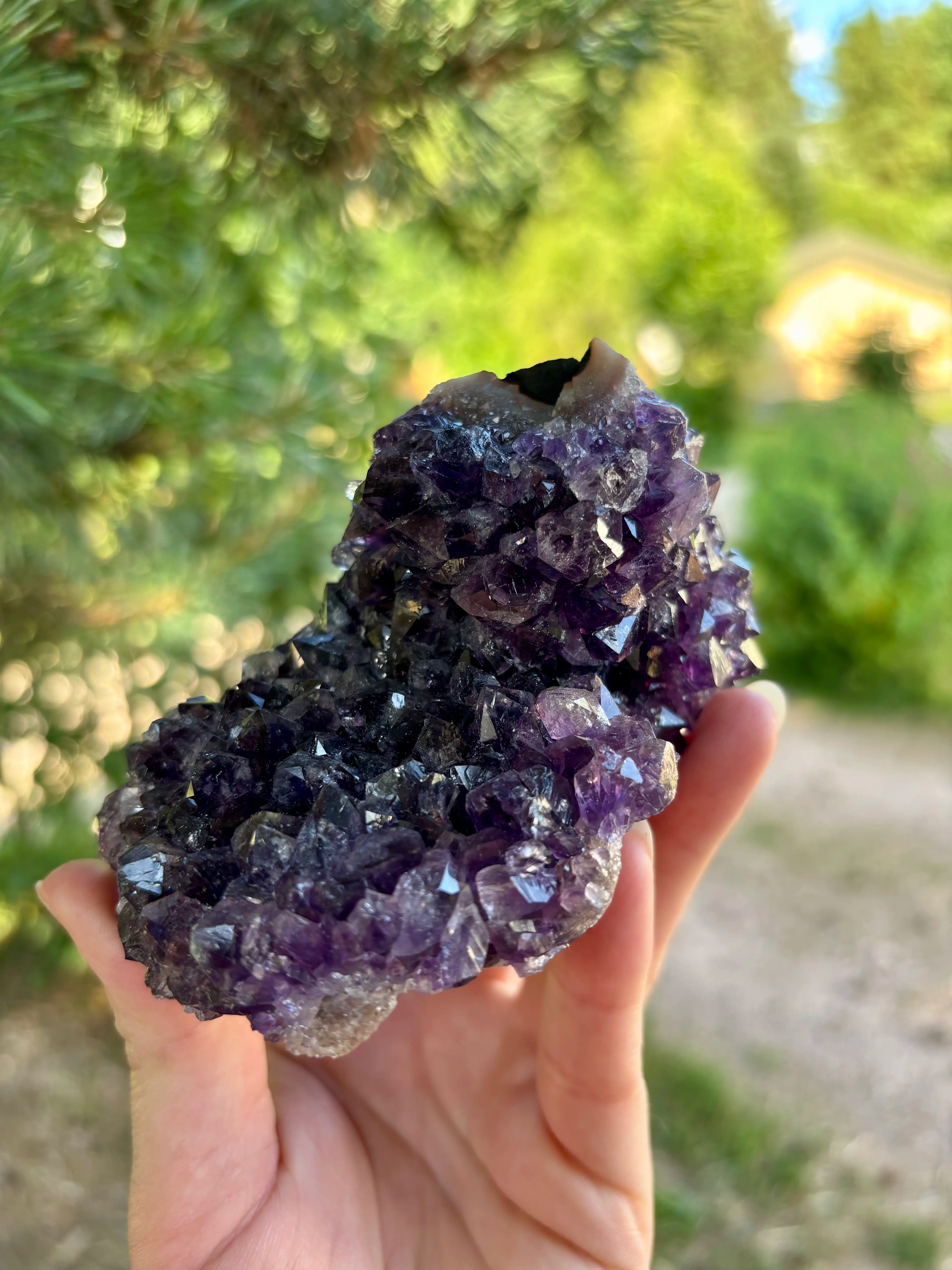 Amethist Cut Base Uruguay