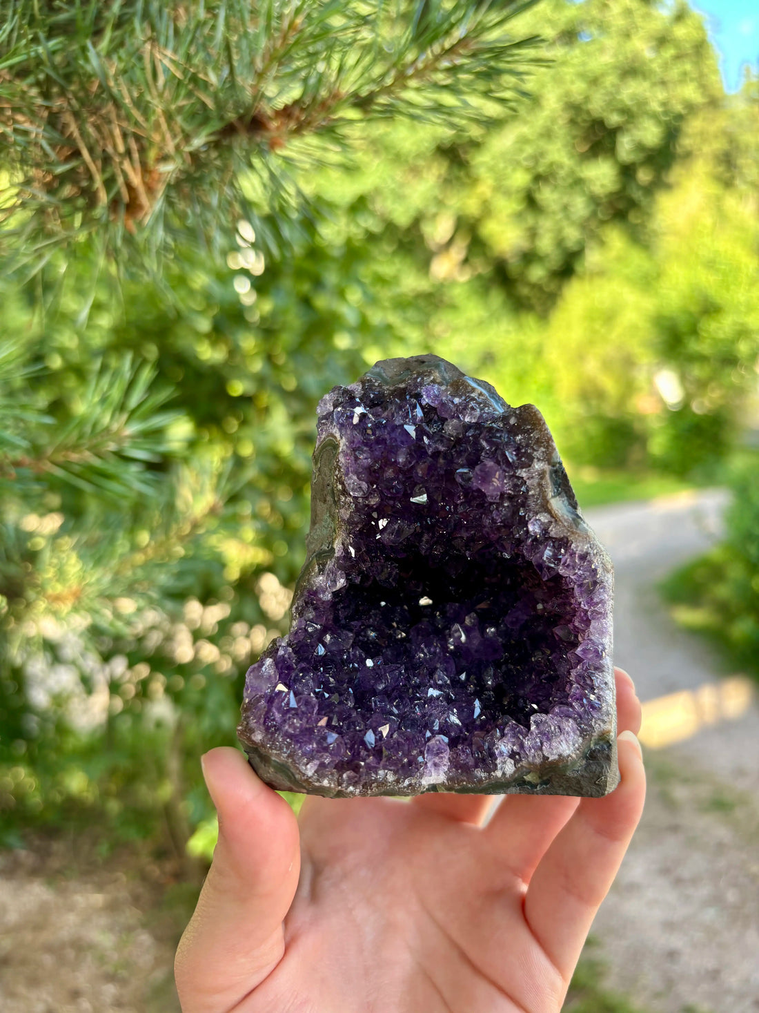 Amethist Cut Base Uruguay