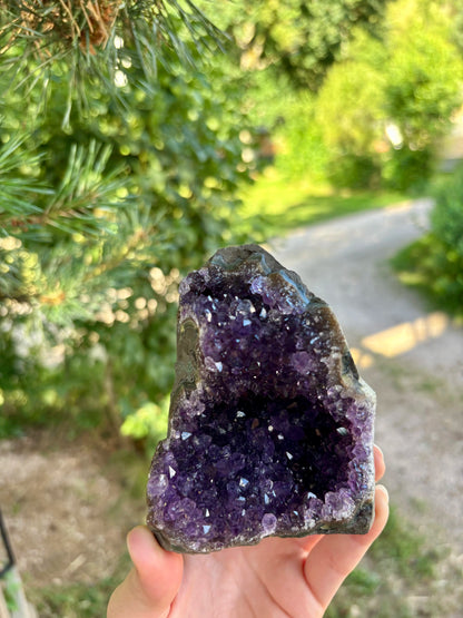 Amethist Cut Base Uruguay