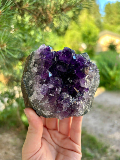 Amethist Cut Base Uruguay