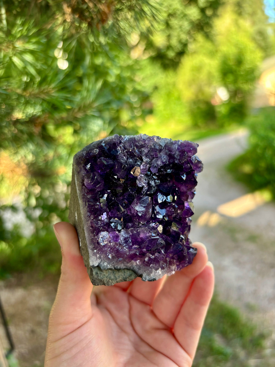 Amethist Cut Base Uruguay