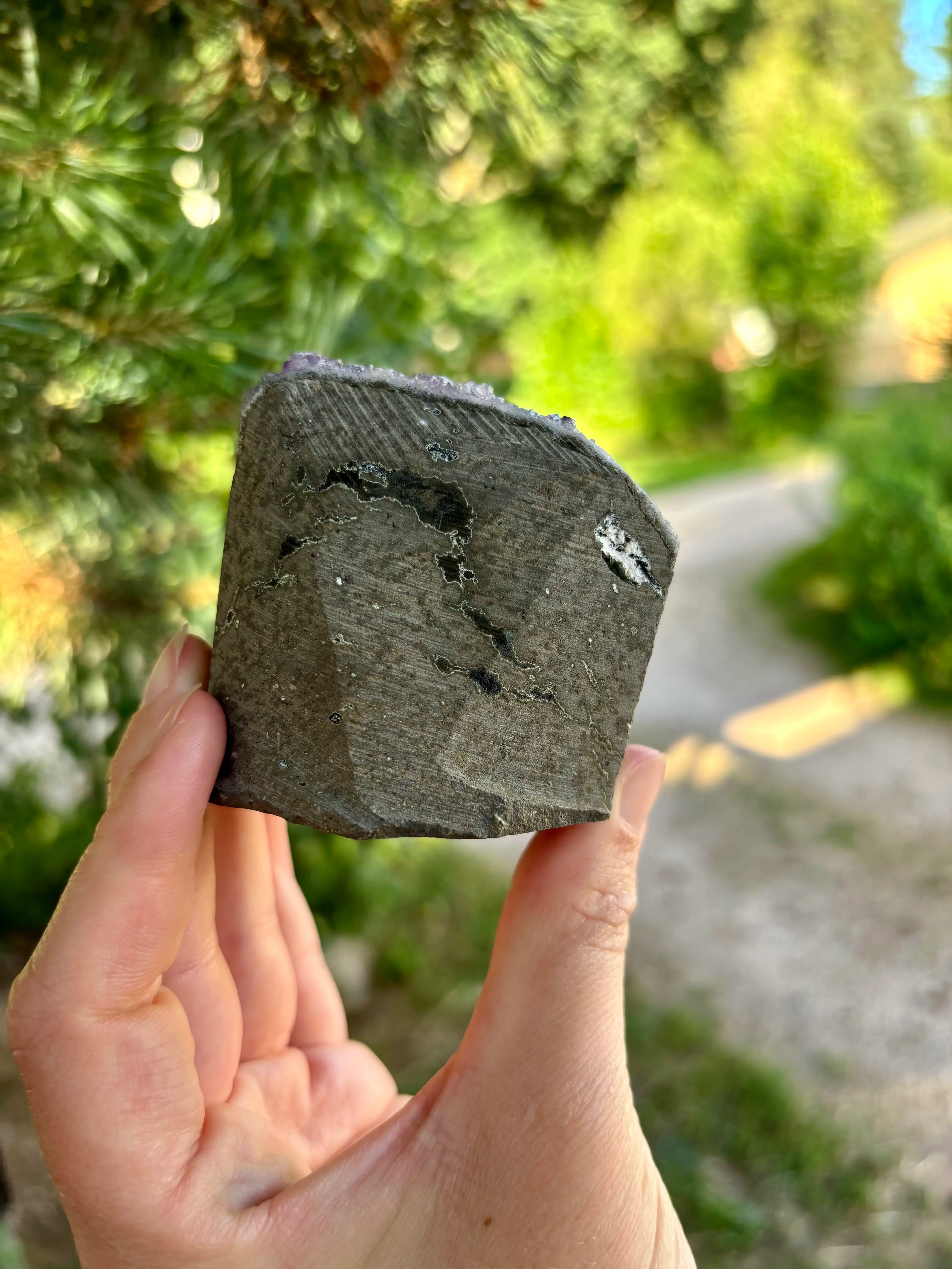 Amethist Cut Base Uruguay