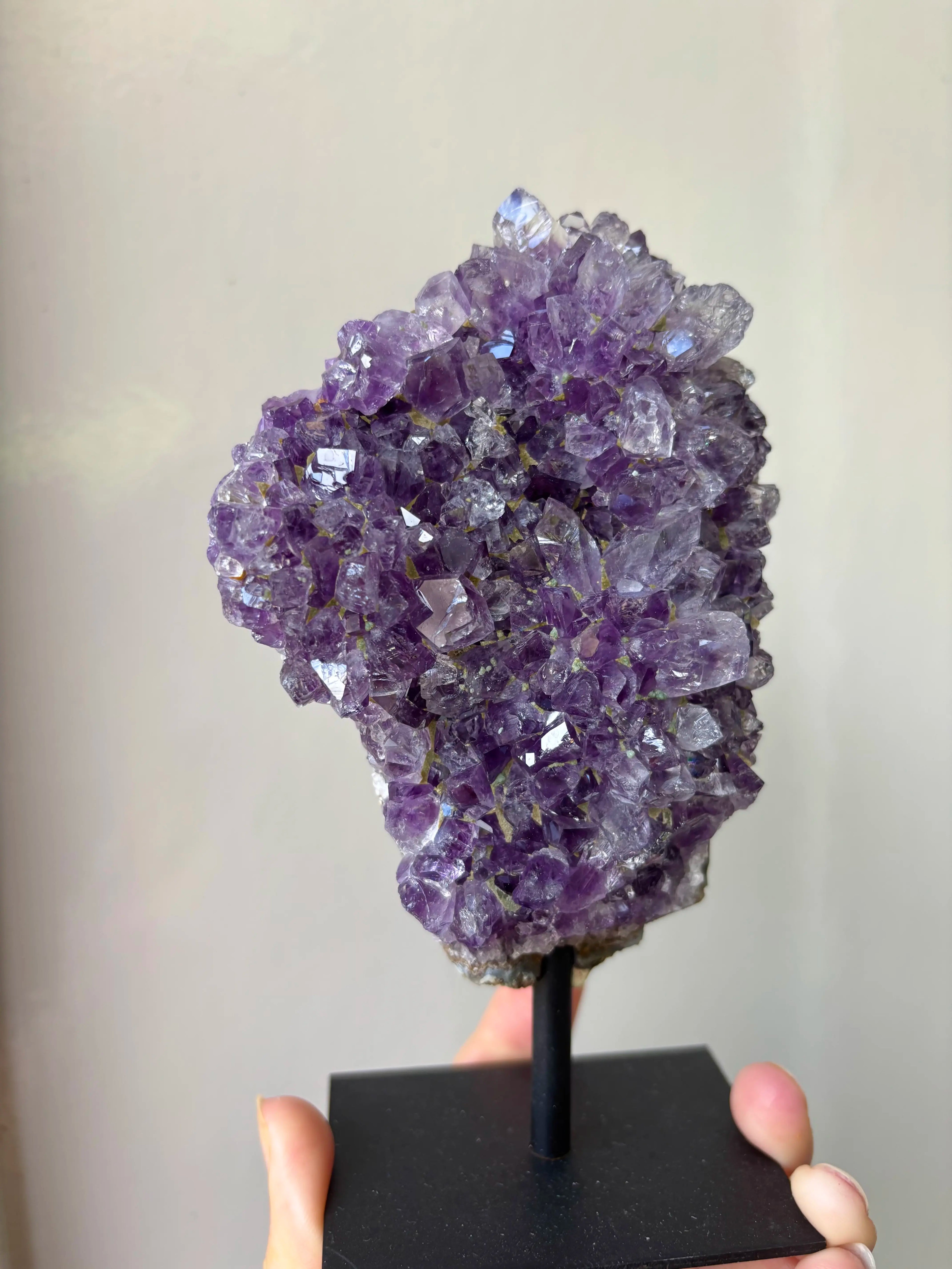 Amethist op standaard