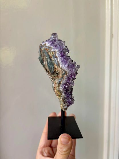 Amethist op standaard