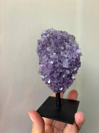 Amethist op standaard