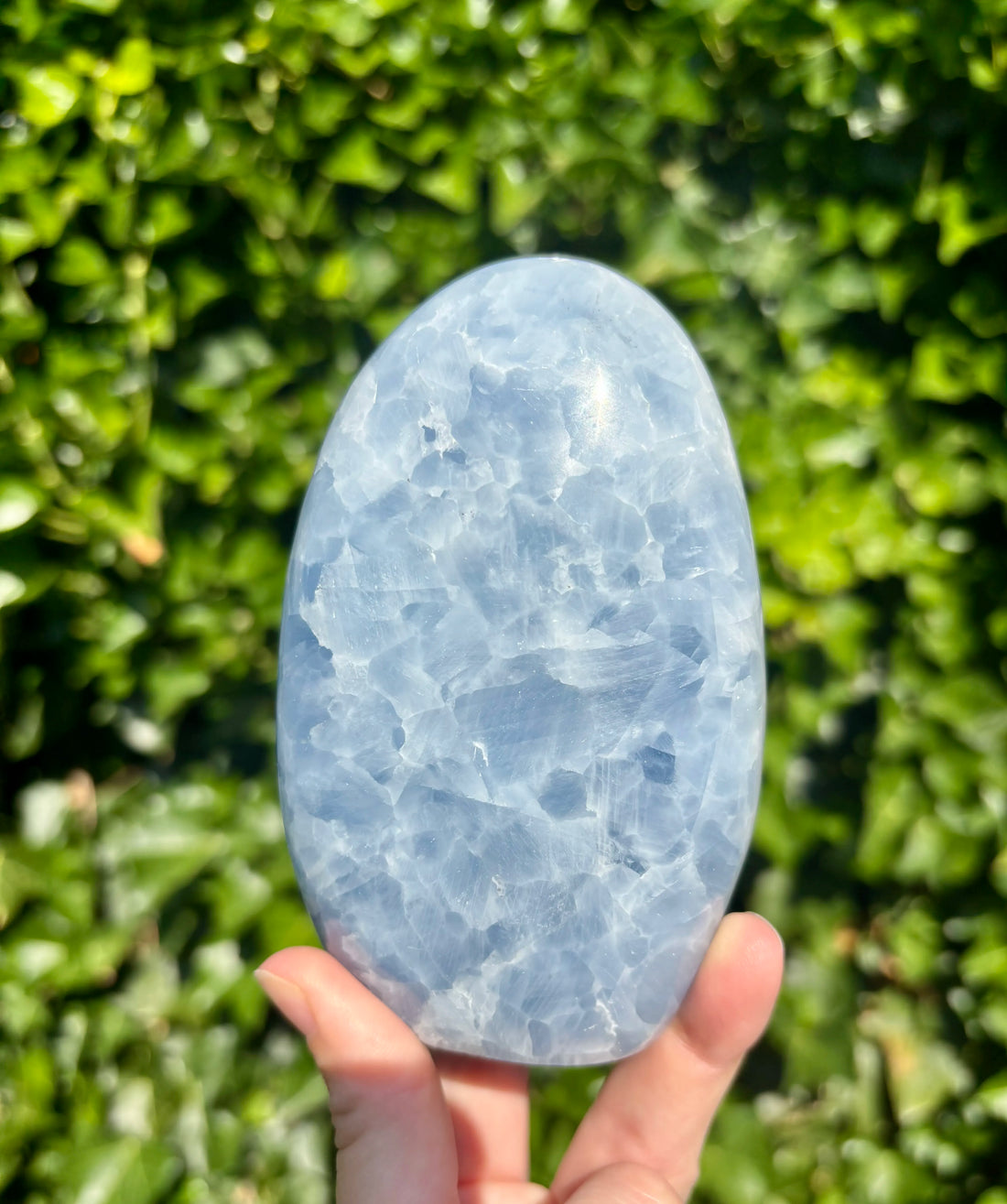 Blauwe calciet free form