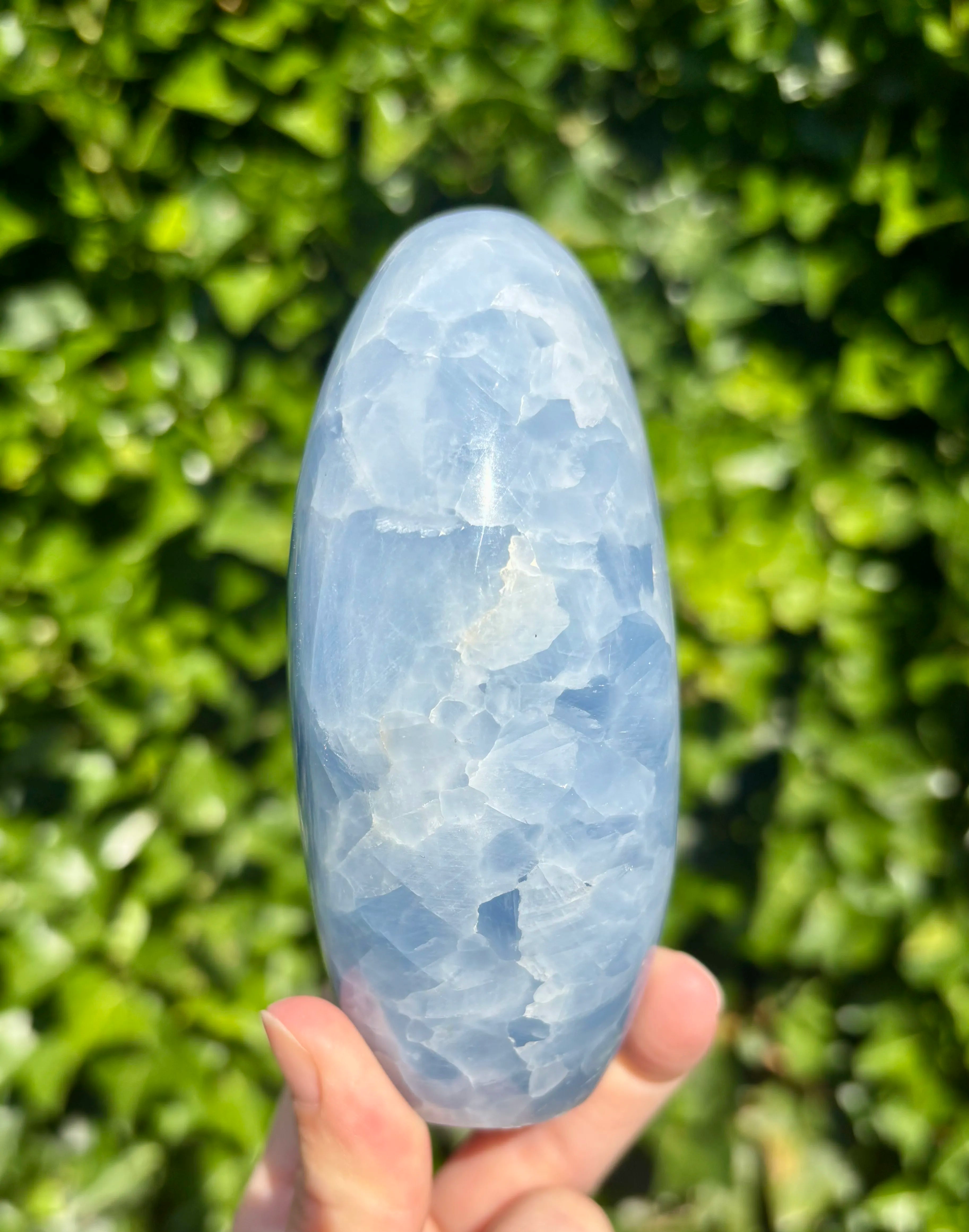 Blauwe calciet free form