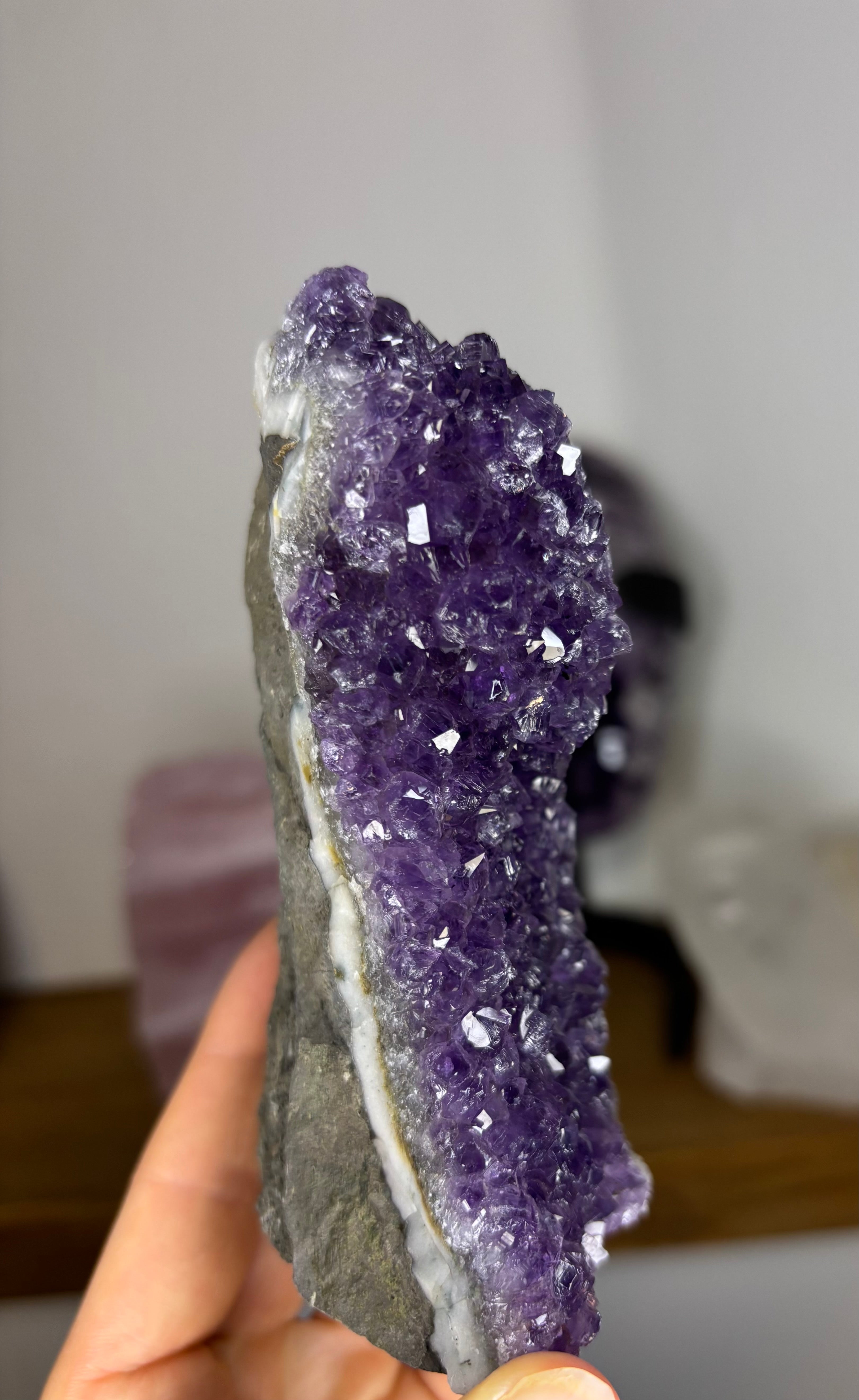 Amethist cluster uit Brazilië