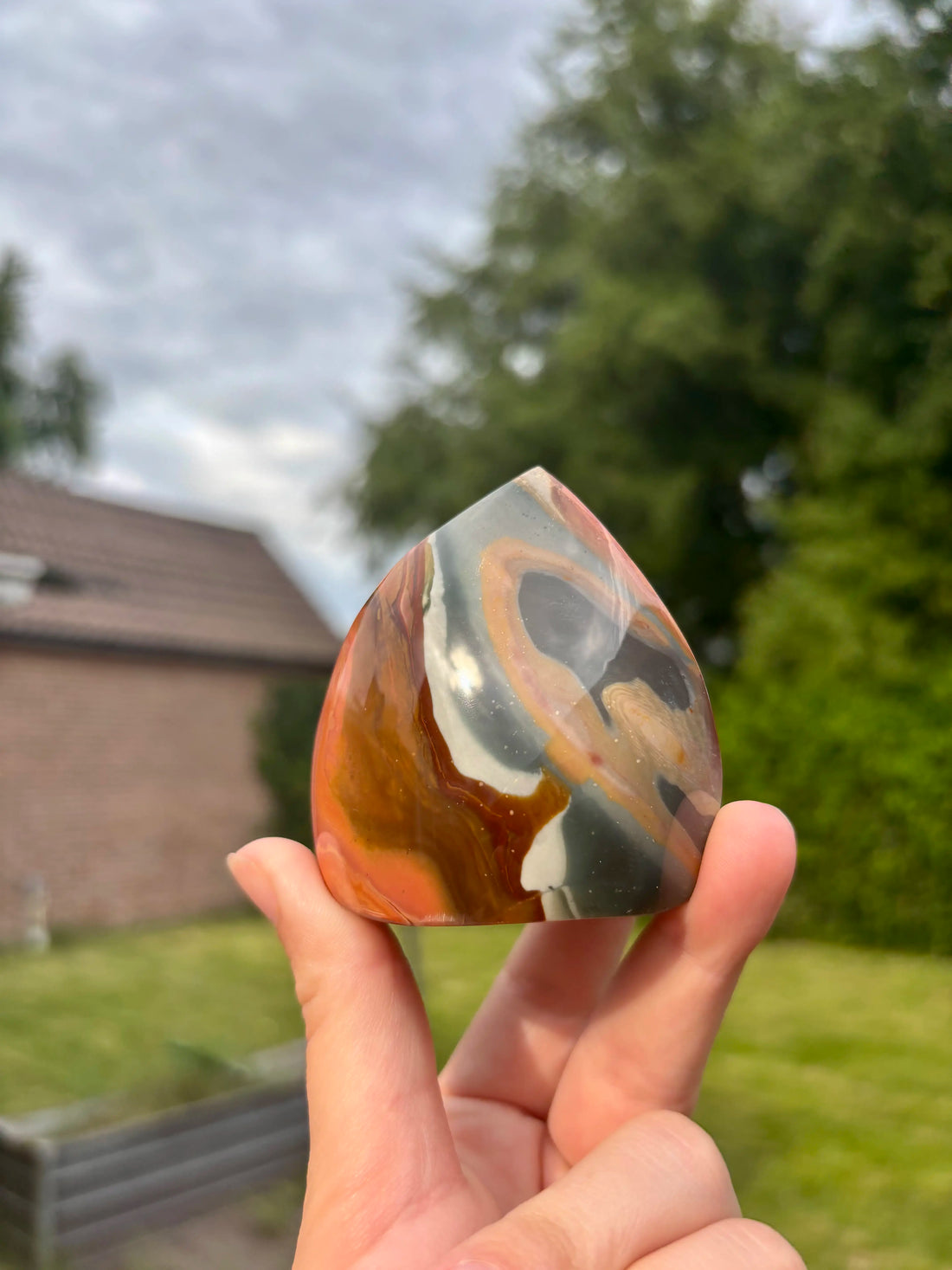 Free Form Polychroom Jaspis