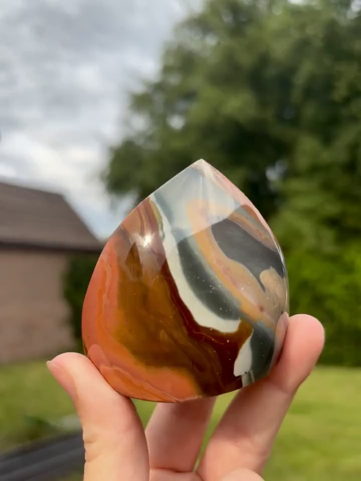 Free Form Polychroom Jaspis