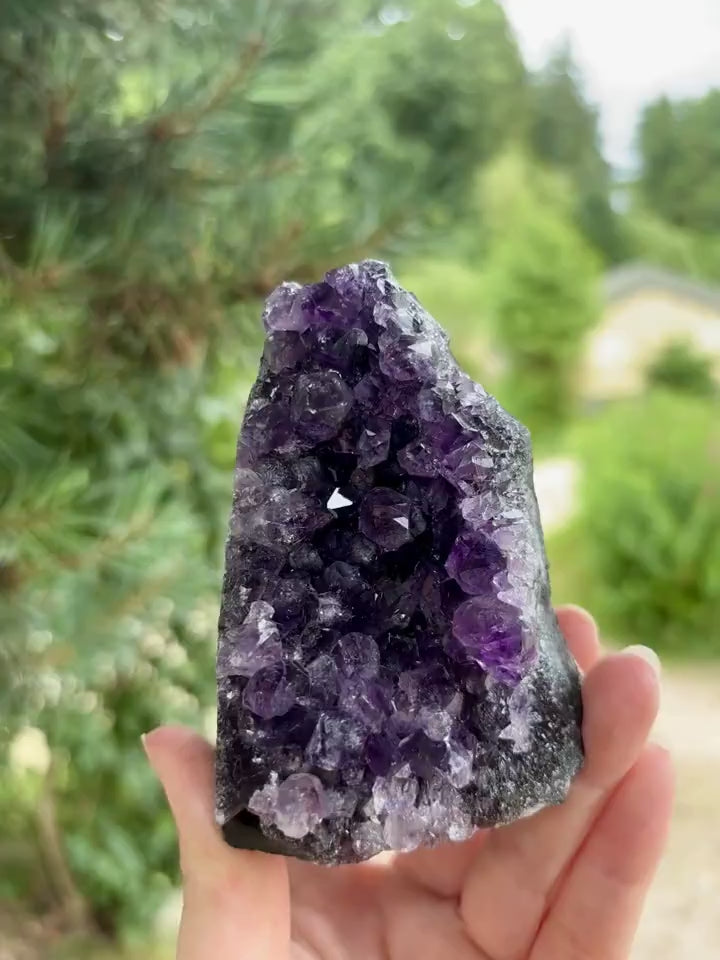 Amethist Cut Base Uruguay