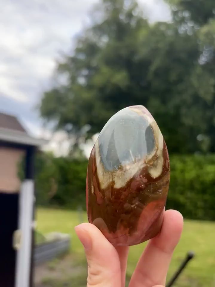 Free Form Polychroom Jaspis